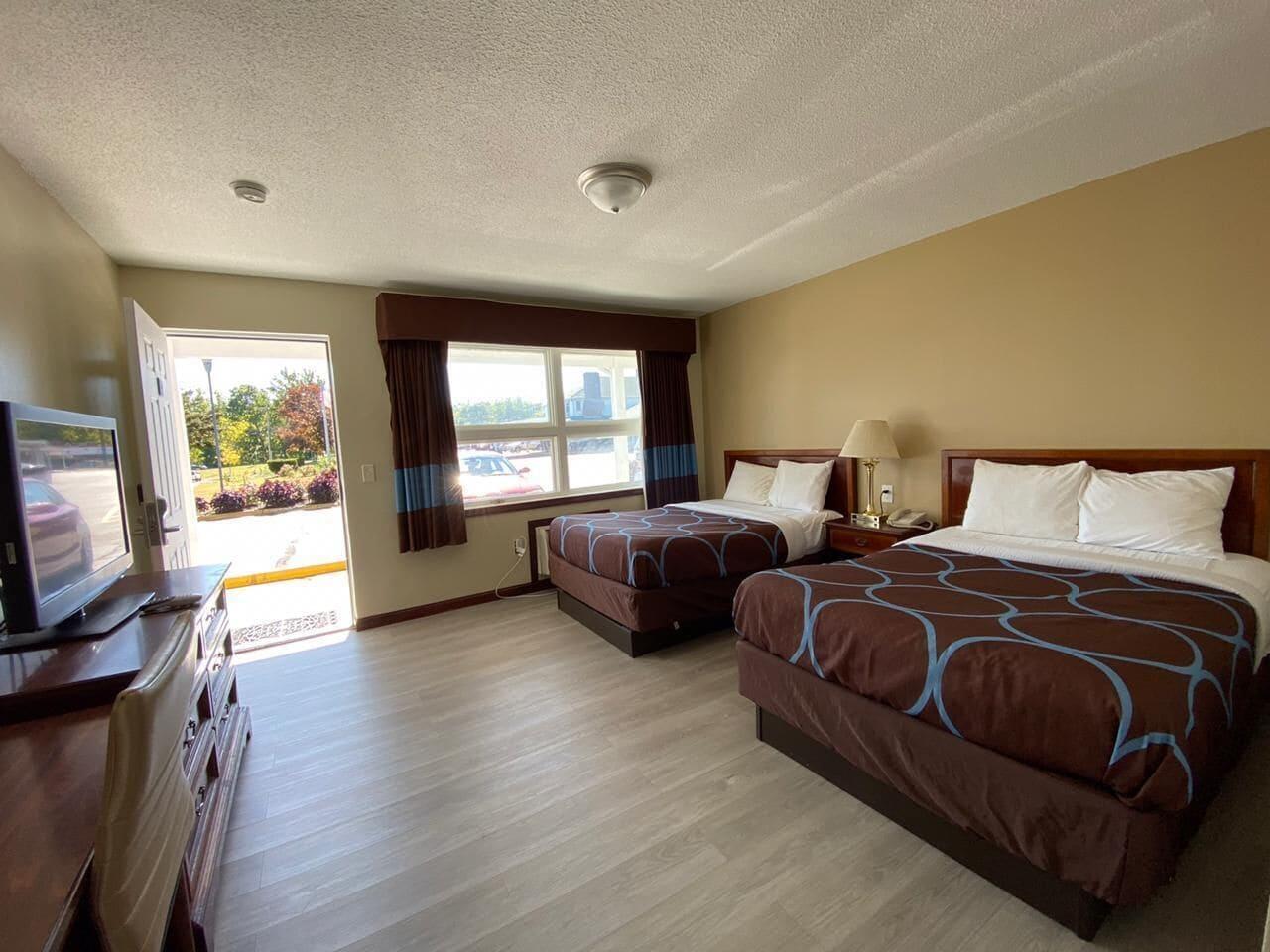 Elite Inn Moosup Экстерьер фото