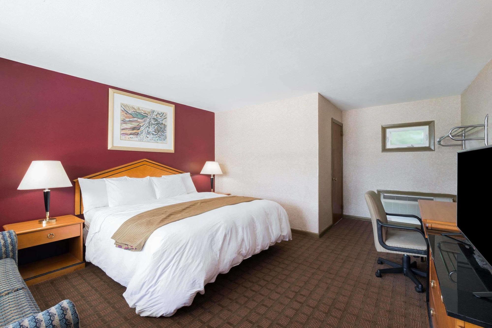 Elite Inn Moosup Экстерьер фото